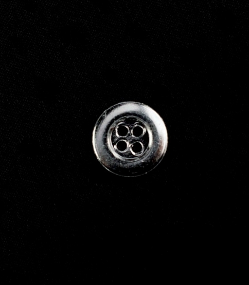 22L, 4-Hole Silver Metal Button, 100pcs