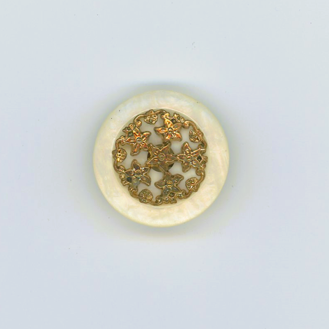 42L Gold Floral Button, 25pcs