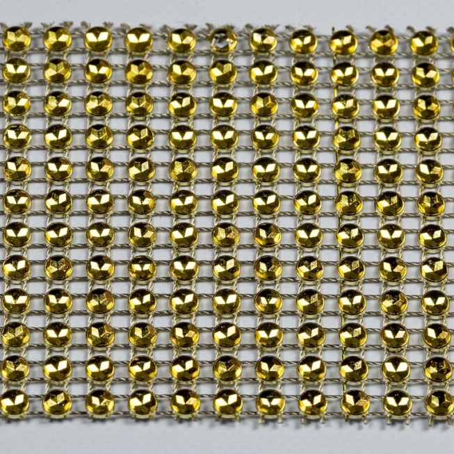 12 Row Cupped Trim (Imitation Diamante), 10yds