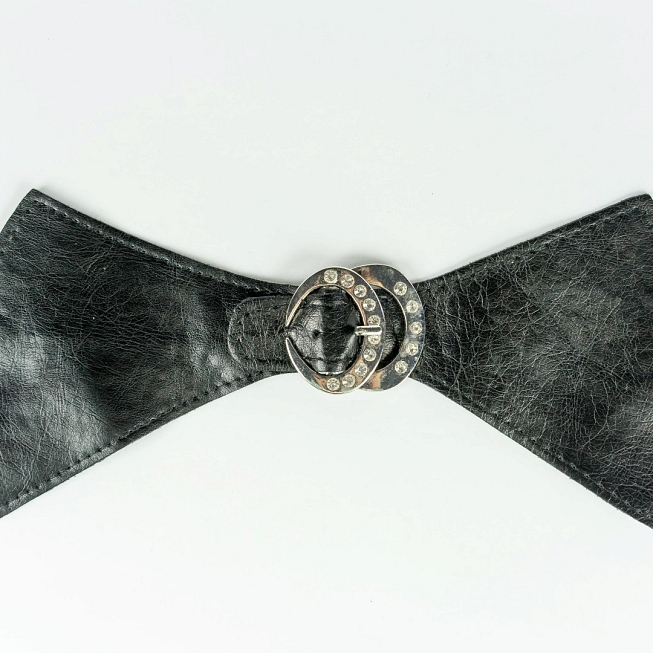 Black Patent Leather Strap w Diamante Buckle