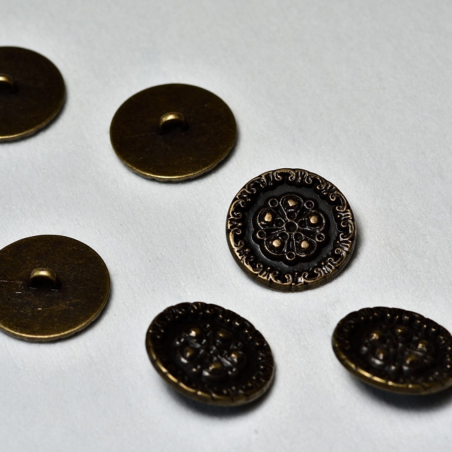 Antique Brass Shank Buttons, 25pcs
